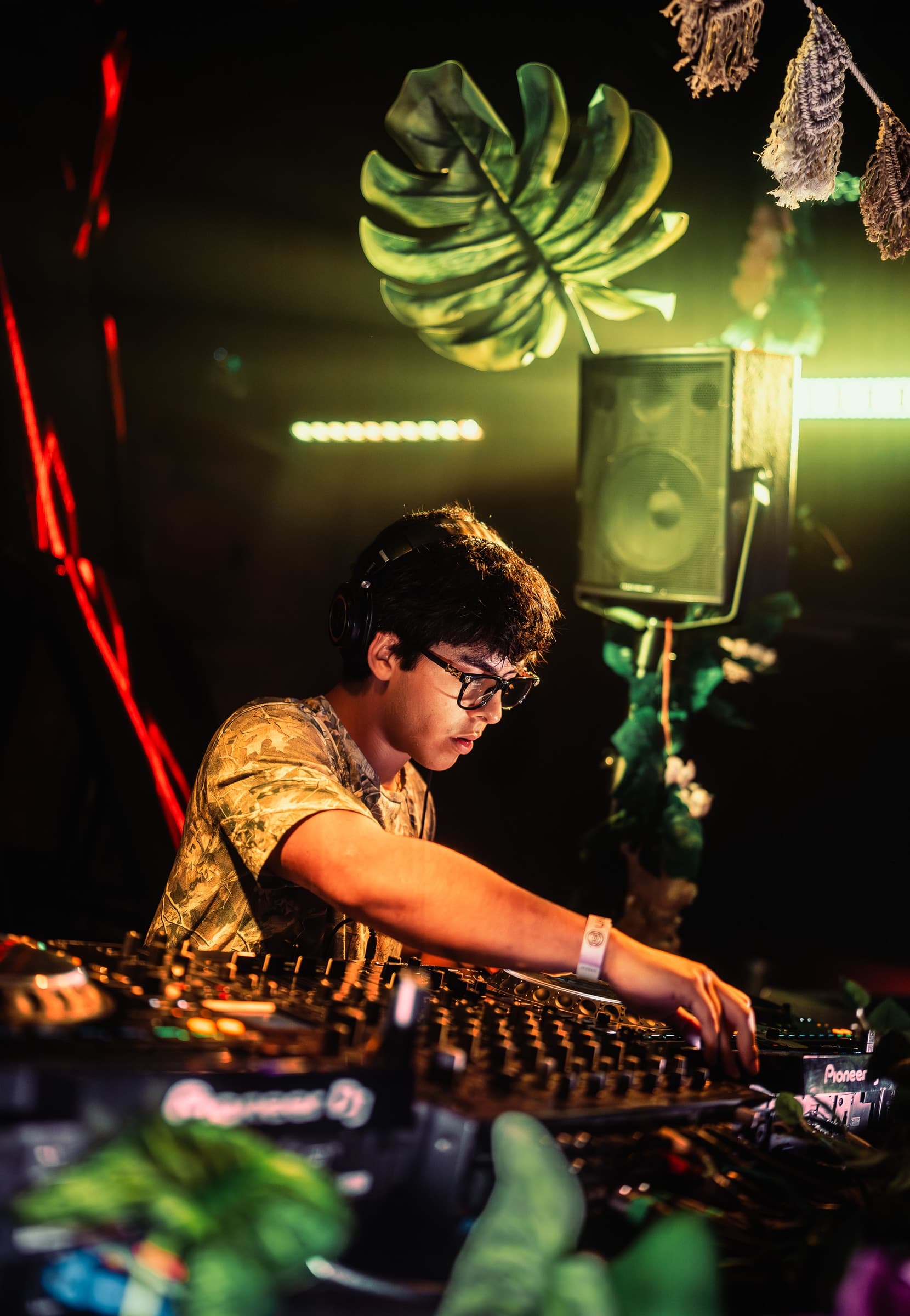 XL Nights #1 7