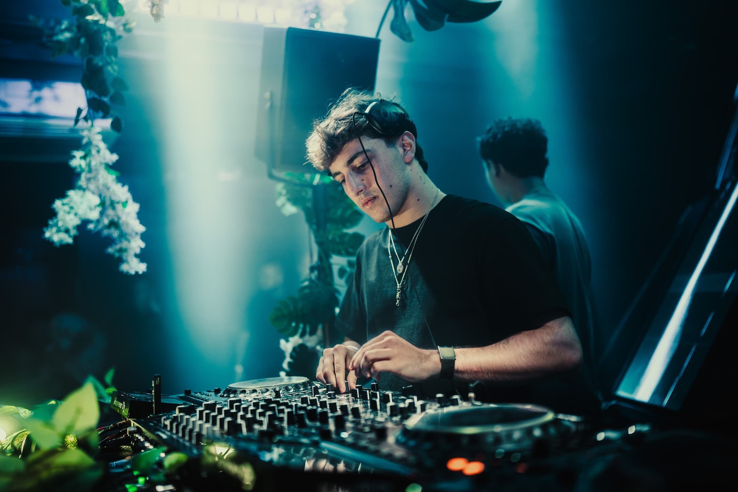 XL Nights #1 8