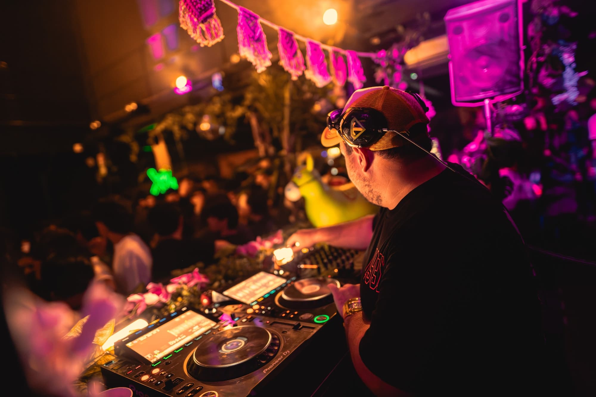 XL Nights #2 10